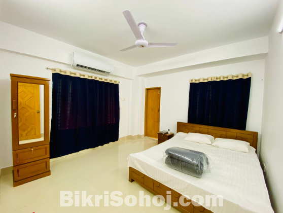 Furnished 2-Bedroom Apartment Rent in Bashundhara R/A